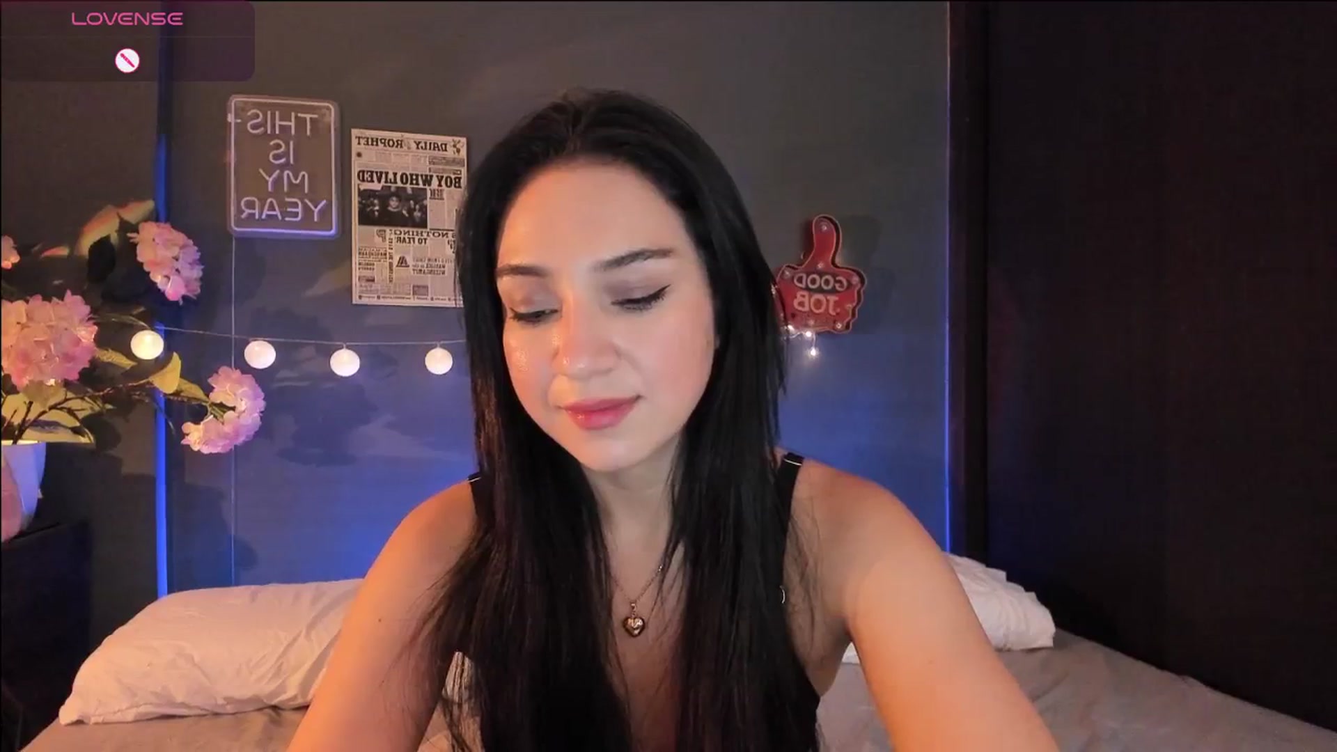 Gallery image thumbnail from dariadiaz_'s myfreecams stream on, 04/23/2026, 17:10 image 20 of 20