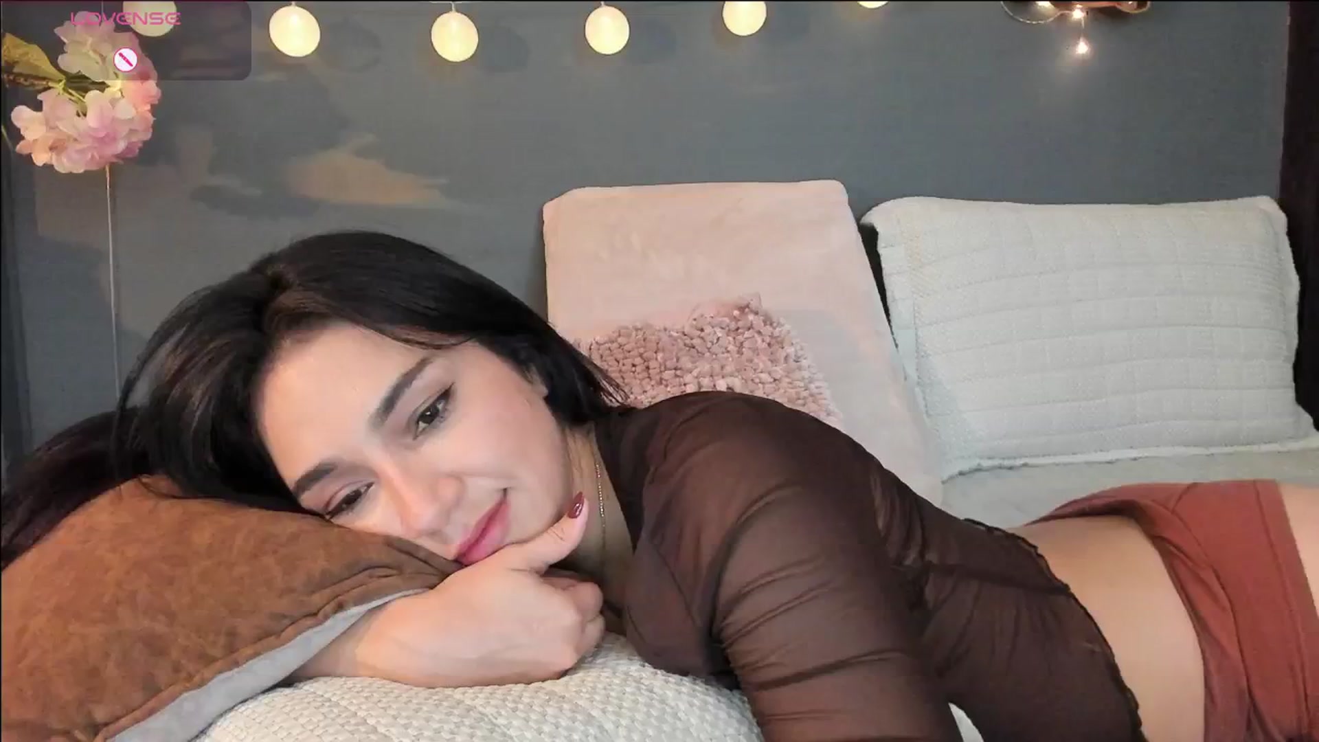 Gallery image thumbnail from dariadiaz_'s myfreecams stream on, 04/24/2026, 17:45 image 9 of 20