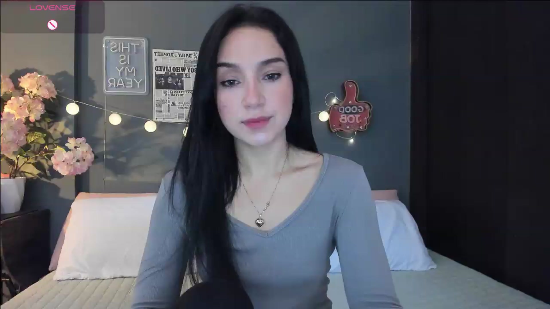 Gallery image thumbnail from dariadiaz_'s myfreecams stream on, 05/26/2026, 17:55 image 1 of 20