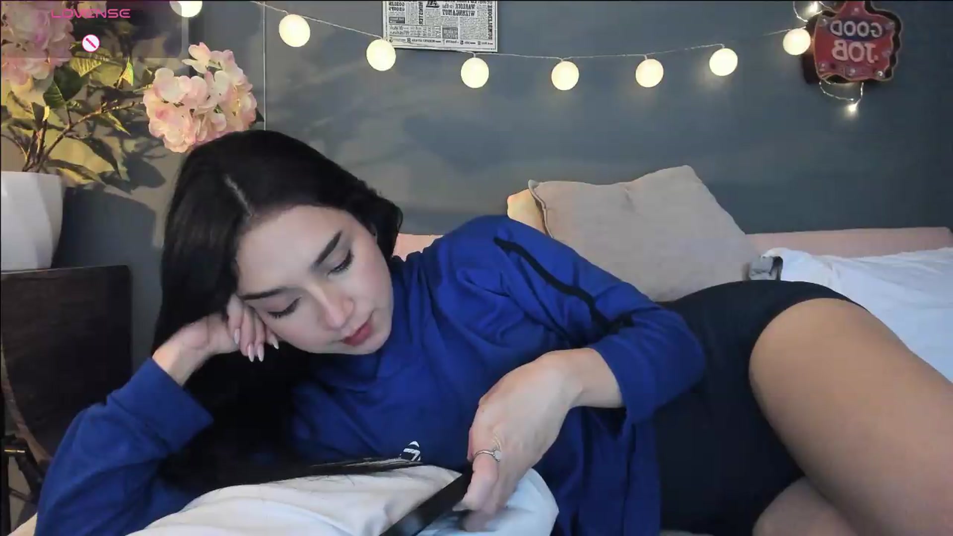 Gallery image thumbnail from dariadiaz_'s myfreecams stream on, 05/27/2026, 16:37 image 2 of 20