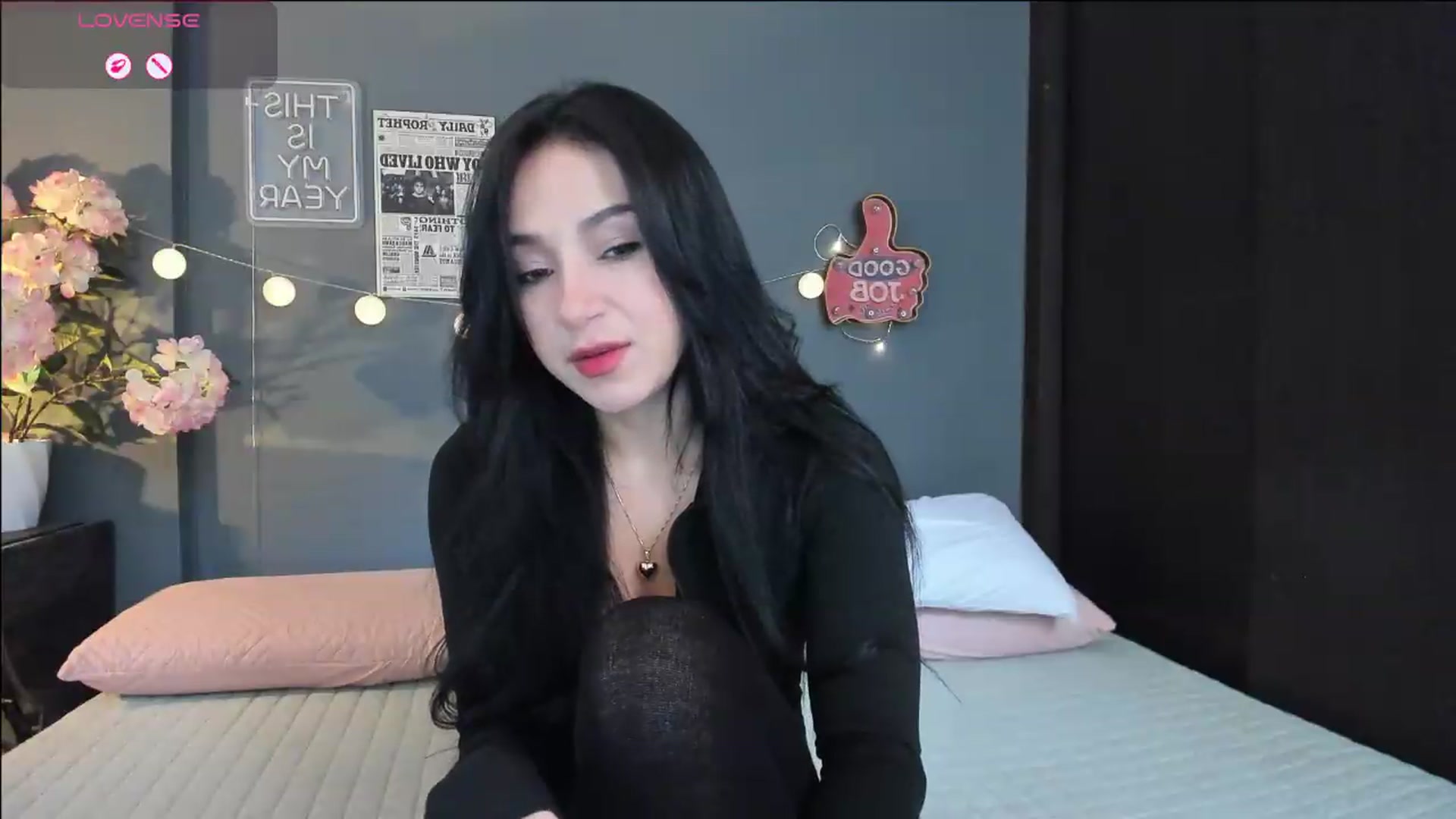 Gallery image thumbnail from dariadiaz_'s myfreecams stream on, 05/28/2026, 16:18 image 5 of 20