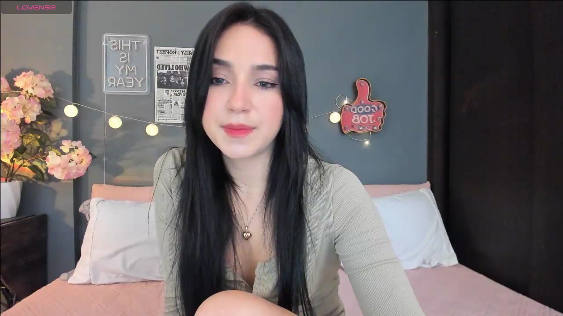 Gallery image thumbnail from dariadiaz_'s myfreecams stream on, 06/02/2026, 15:40 image 6 of 20