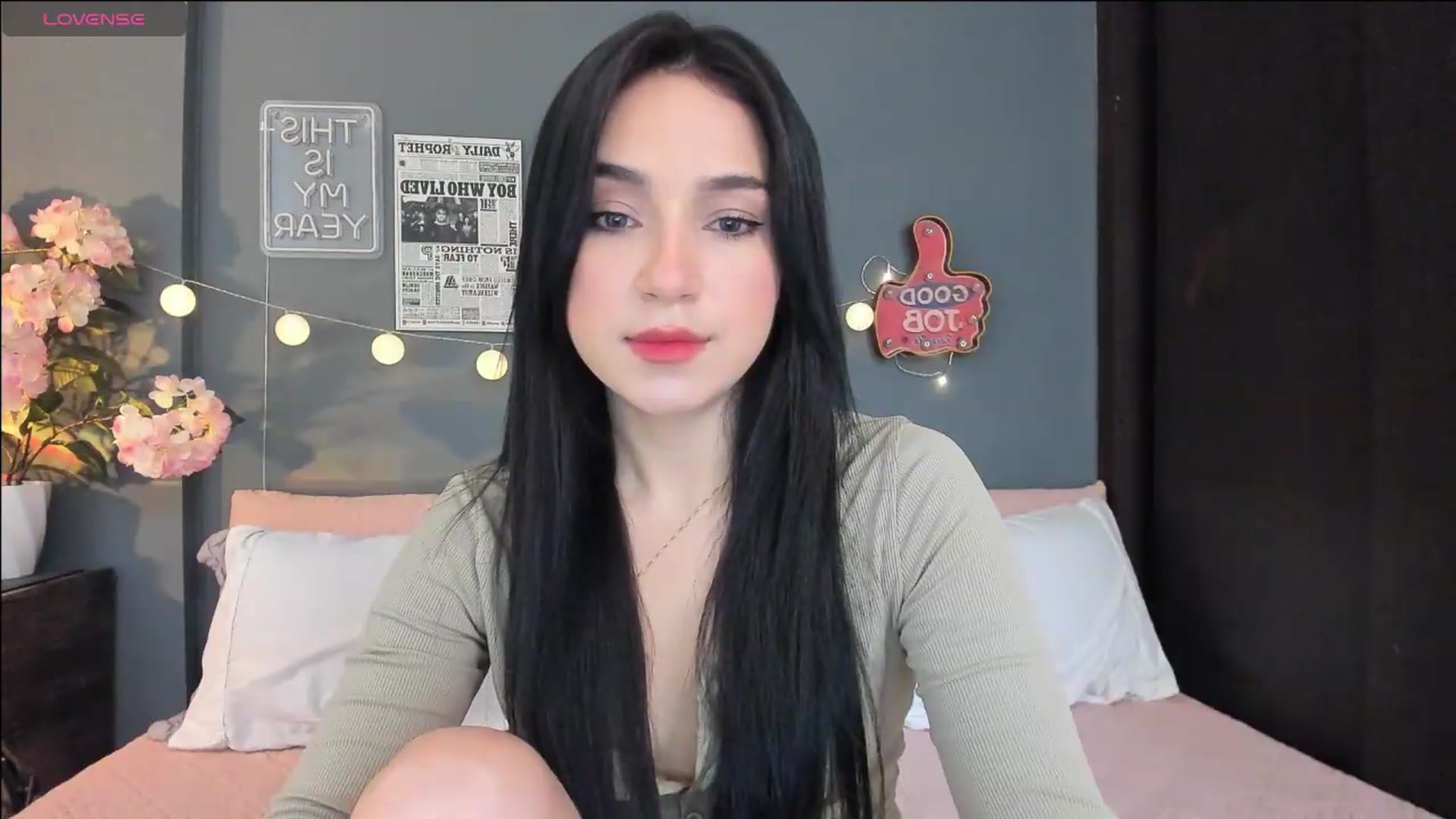 Gallery image thumbnail from dariadiaz_'s myfreecams stream on, 06/02/2026, 15:40 image 16 of 20