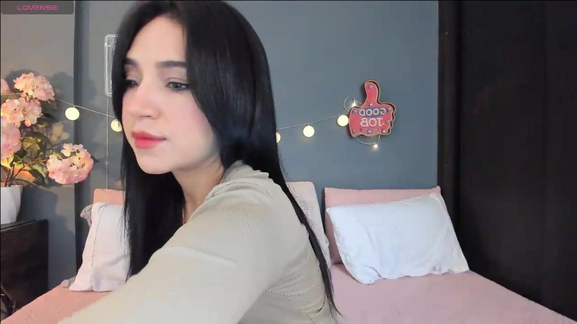 Gallery image thumbnail from dariadiaz_'s myfreecams stream on, 06/02/2026, 15:40 image 13 of 20