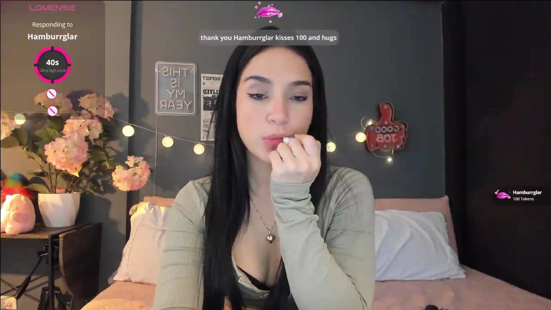 Gallery image thumbnail from dariadiaz_'s myfreecams stream on, 06/02/2026, 19:34 image 18 of 20