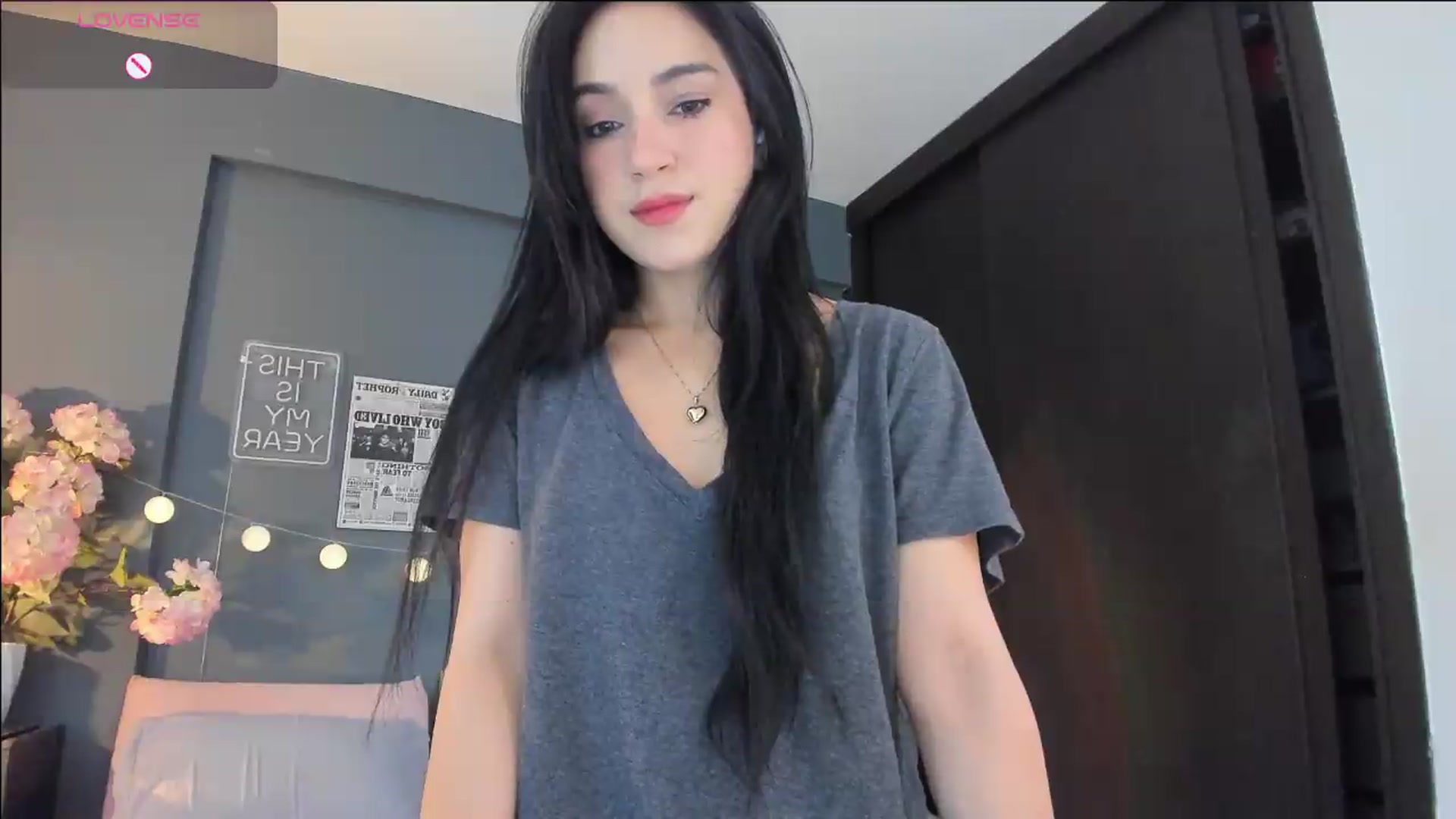 Gallery image thumbnail from dariadiaz_'s myfreecams stream on, 06/09/2026, 15:13 image 13 of 20