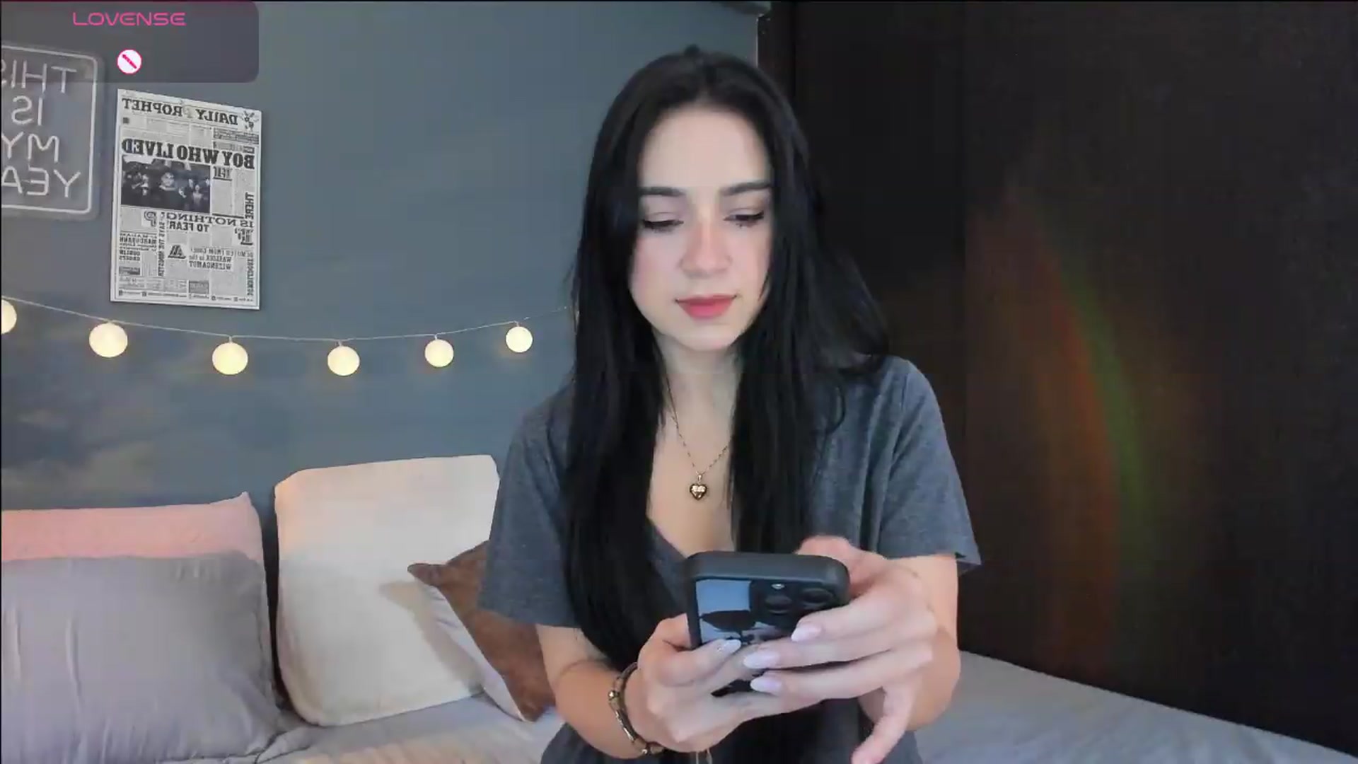 Gallery image thumbnail from dariadiaz_'s myfreecams stream on, 06/09/2026, 15:13 image 18 of 20