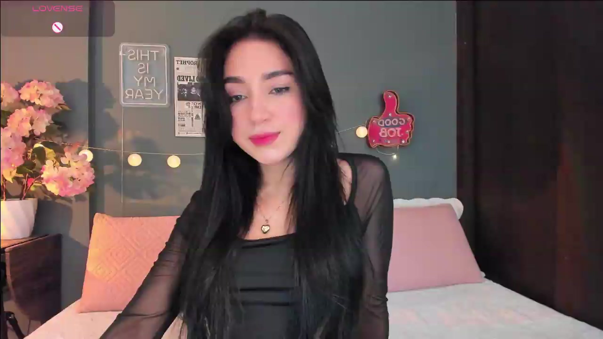 Gallery image thumbnail from dariadiaz_'s myfreecams stream on, 06/27/2026, 15:44 image 7 of 20