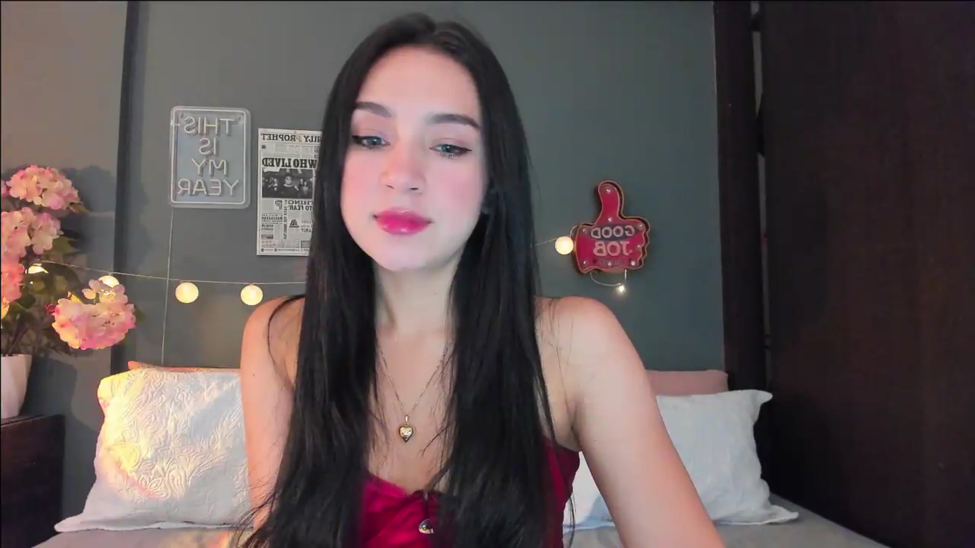 Gallery image thumbnail from dariadiaz_'s myfreecams stream on, 07/04/2026, 16:13 image 12 of 20