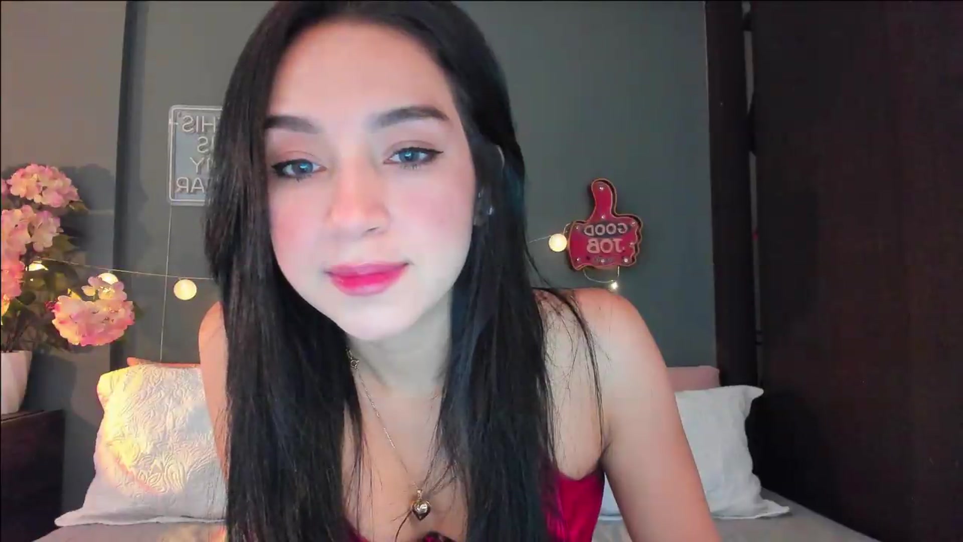 Gallery image thumbnail from dariadiaz_'s myfreecams stream on, 07/04/2026, 16:13 image 7 of 20