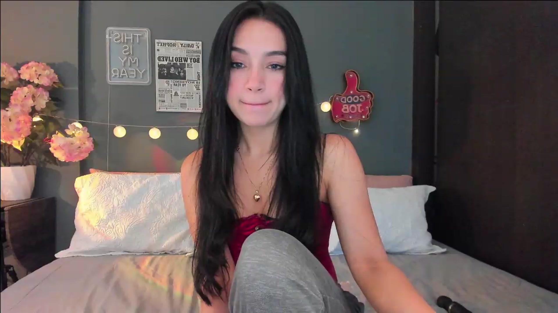 Gallery image thumbnail from dariadiaz_'s myfreecams stream on, 07/04/2026, 16:13 image 4 of 20