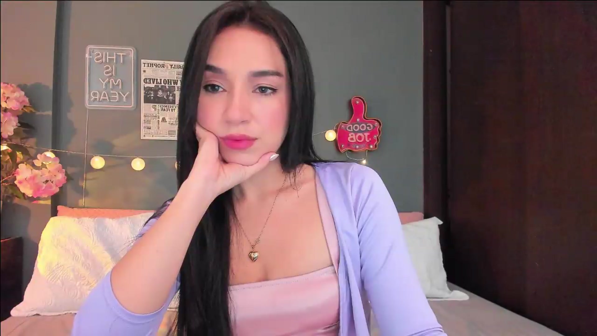 Gallery image thumbnail from dariadiaz_'s myfreecams stream on, 07/05/2026, 15:24 image 10 of 20