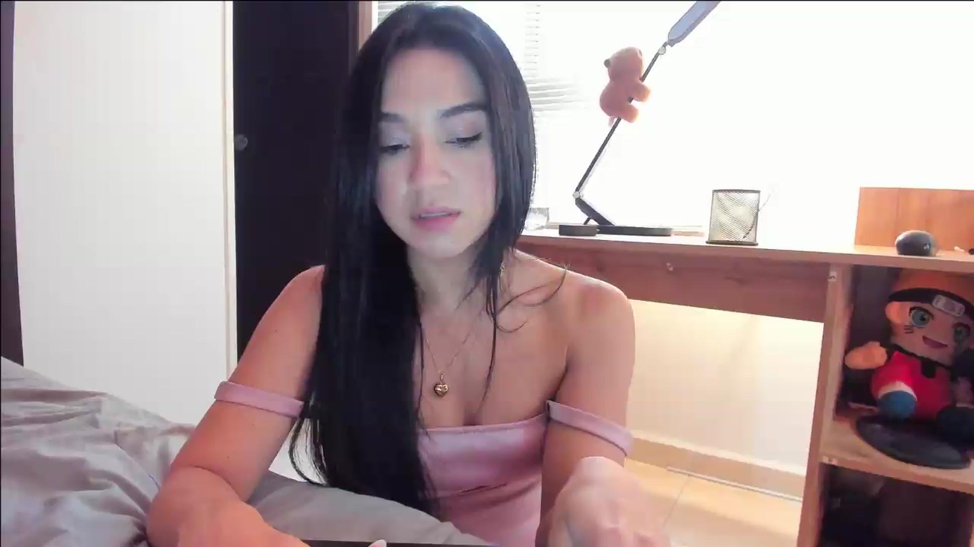 Gallery image thumbnail from dariadiaz_'s myfreecams stream on, 07/05/2026, 17:01 image 17 of 20