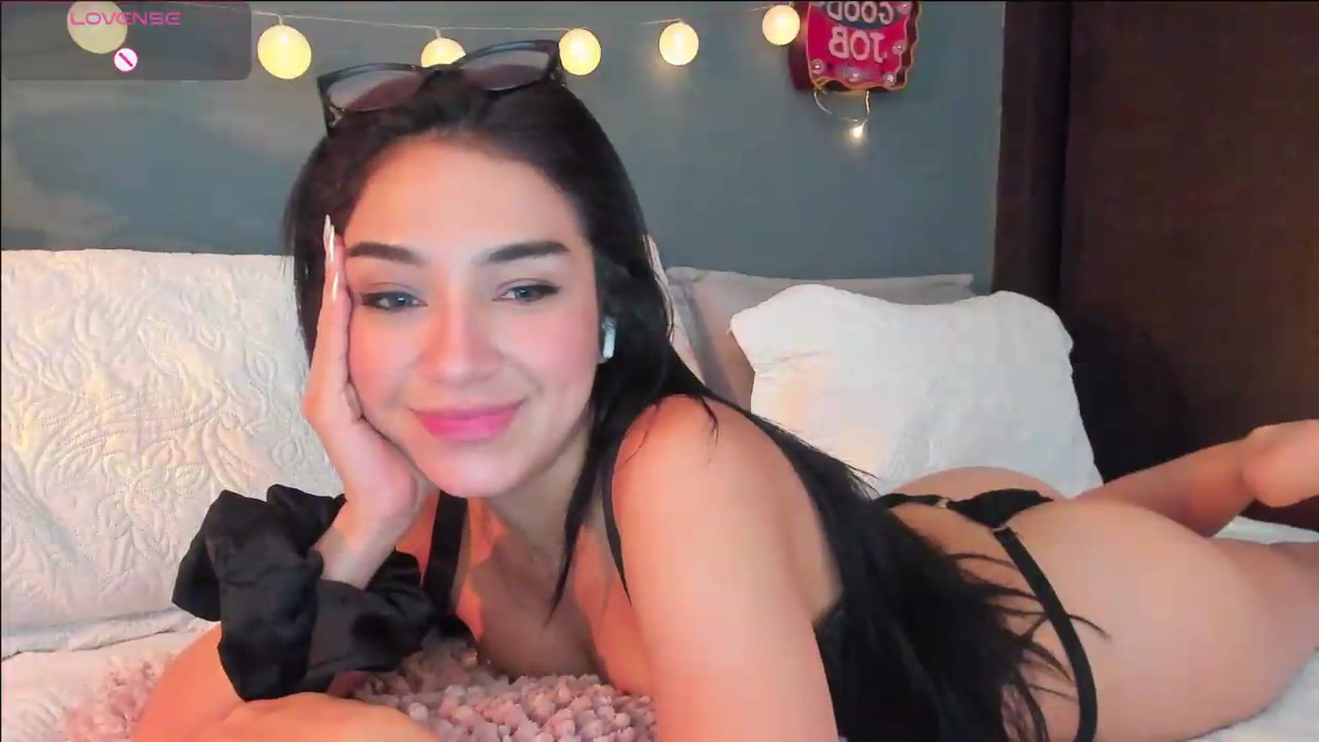 Gallery image thumbnail from dariadiaz_'s myfreecams stream on, 07/20/2026, 18:15 image 14 of 20