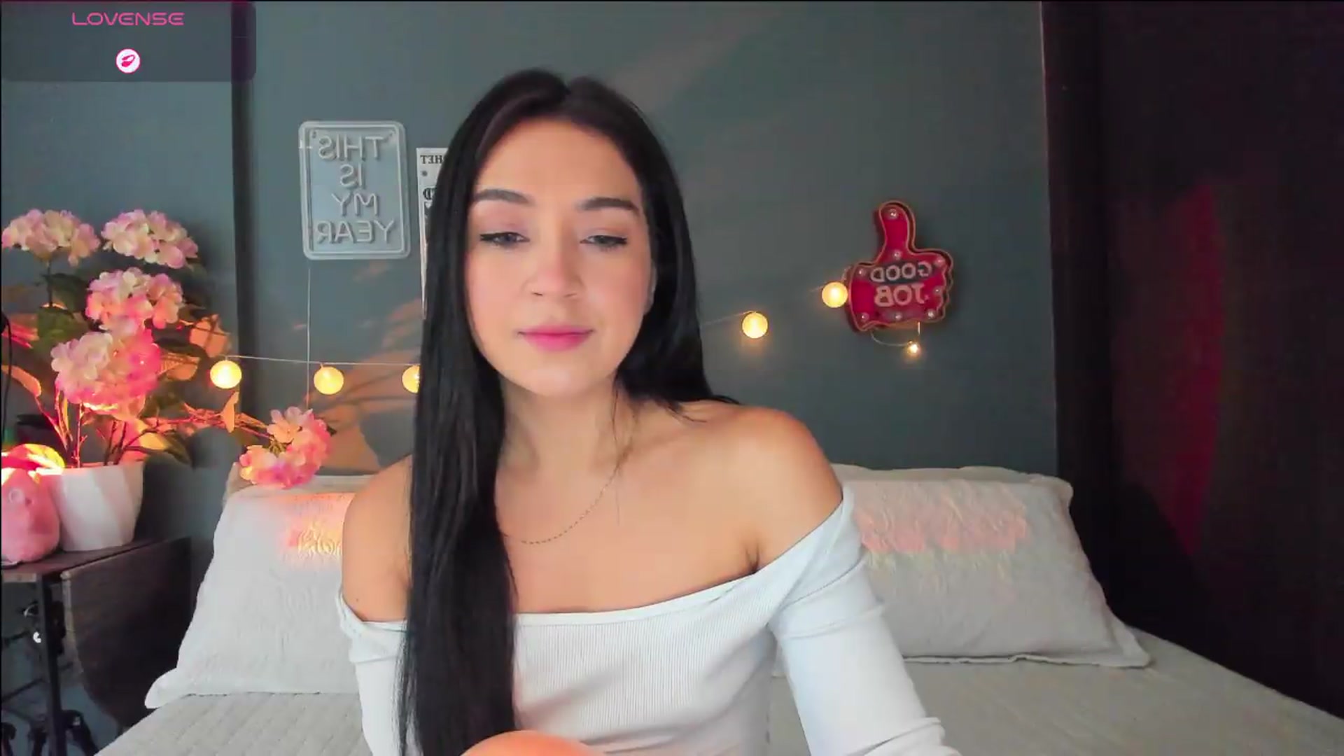 Gallery image thumbnail from dariadiaz_'s myfreecams stream on, 07/27/2026, 07:06 image 2 of 20