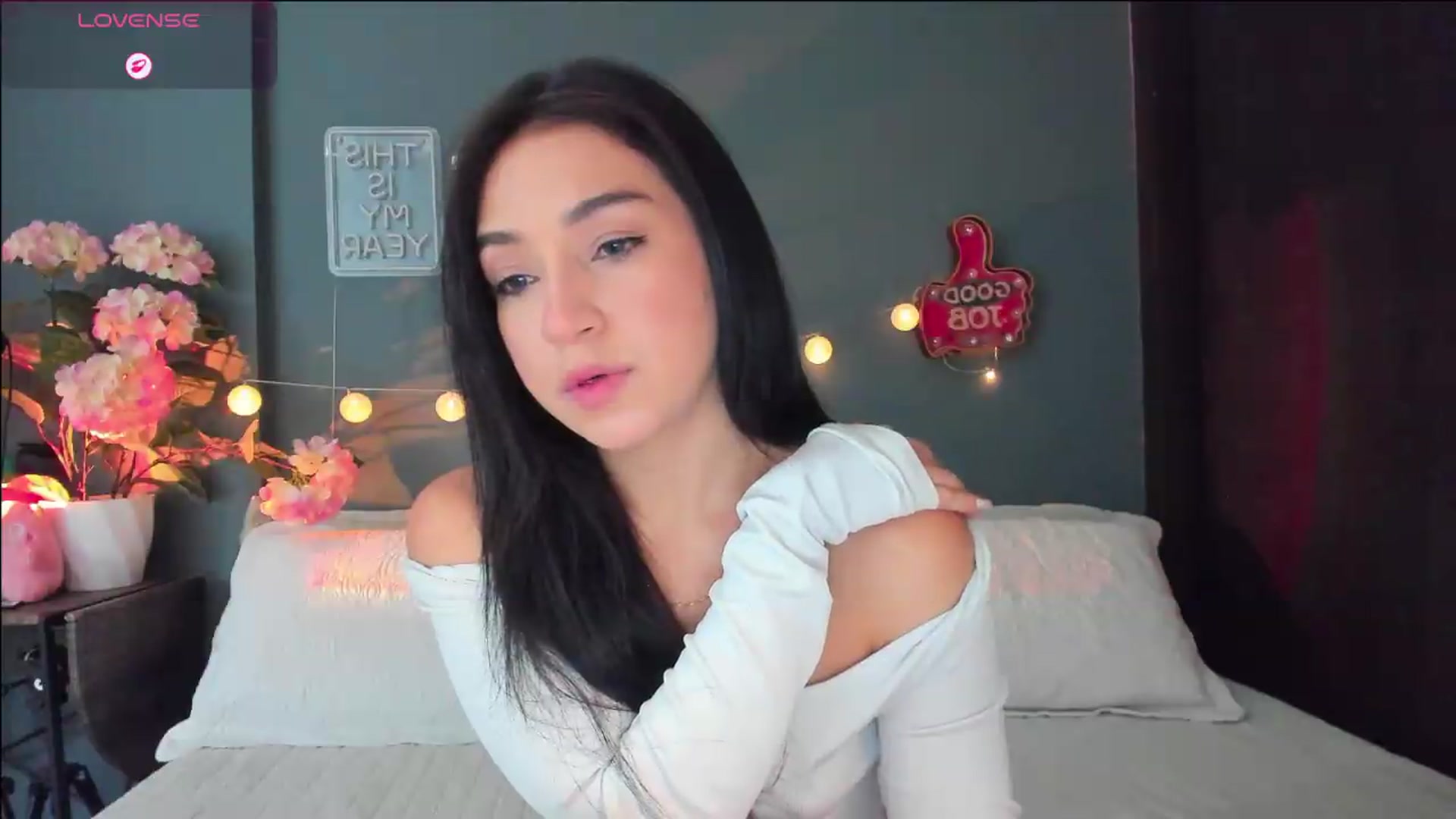 Gallery image thumbnail from dariadiaz_'s myfreecams stream on, 07/27/2026, 07:06 image 9 of 20