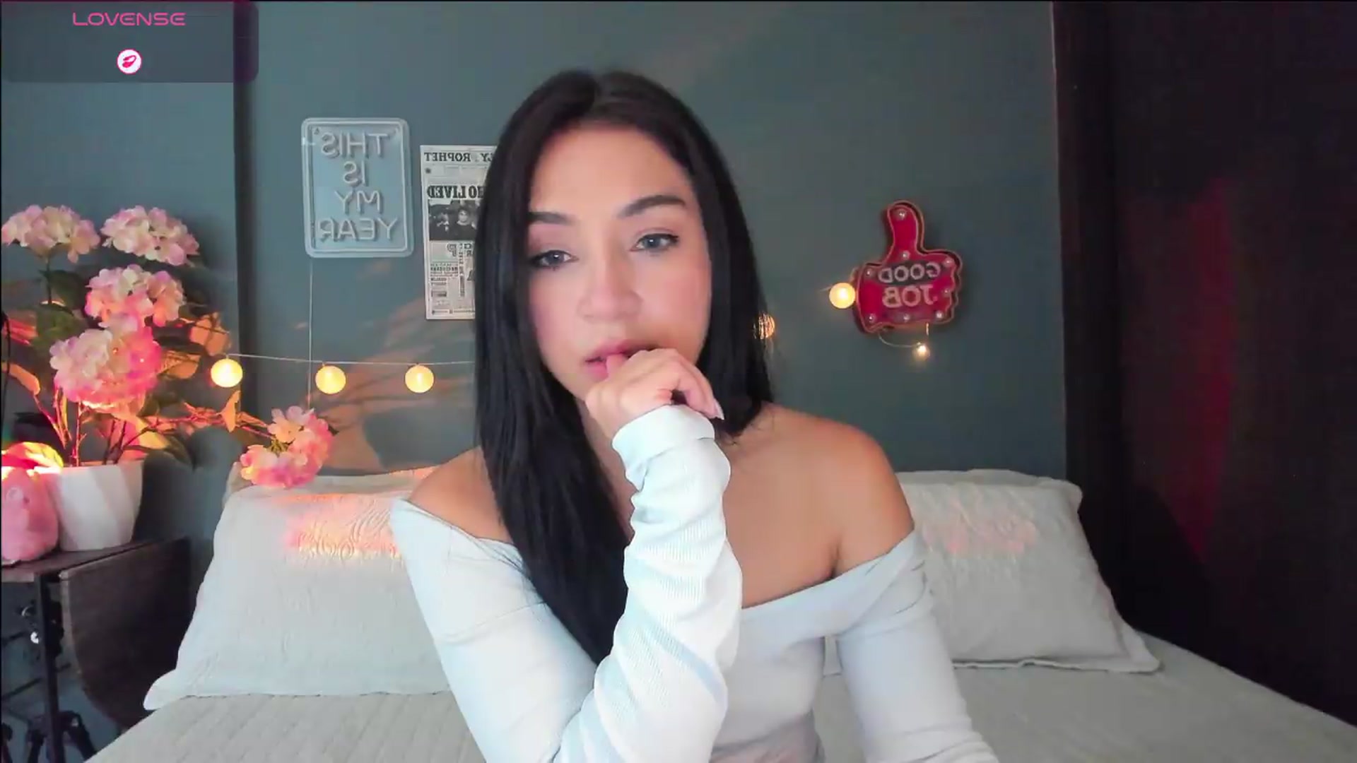 Gallery image thumbnail from dariadiaz_'s myfreecams stream on, 07/27/2026, 07:06 image 10 of 20