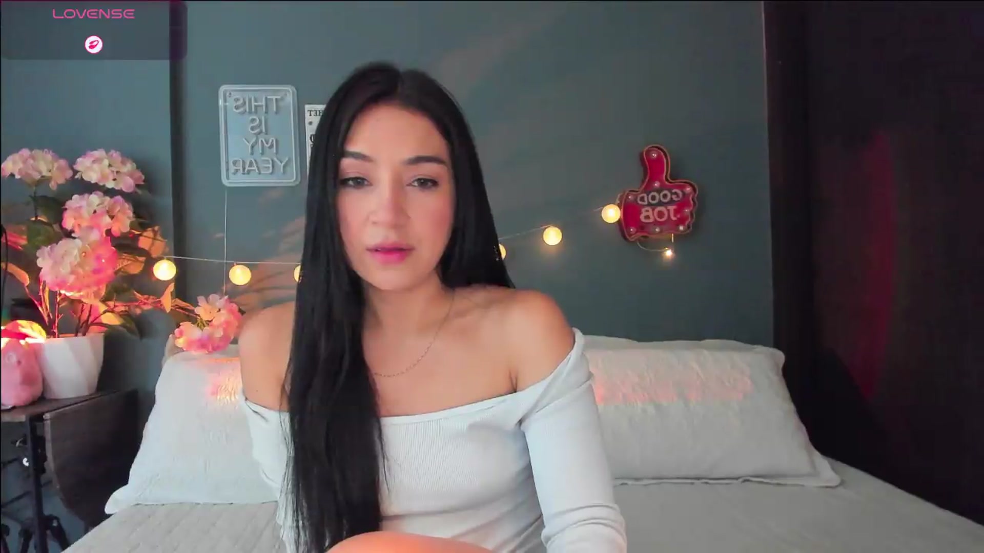 Gallery image thumbnail from dariadiaz_'s myfreecams stream on, 07/27/2026, 07:06 image 5 of 20
