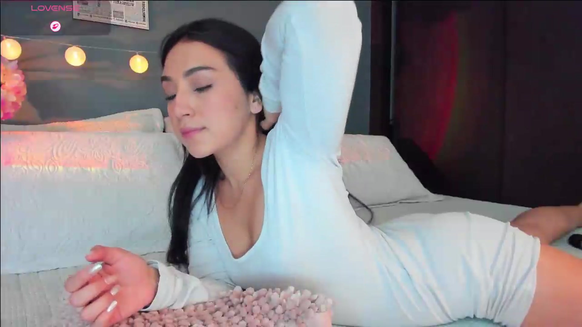 Gallery image thumbnail from dariadiaz_'s myfreecams stream on, 07/27/2026, 07:06 image 12 of 20