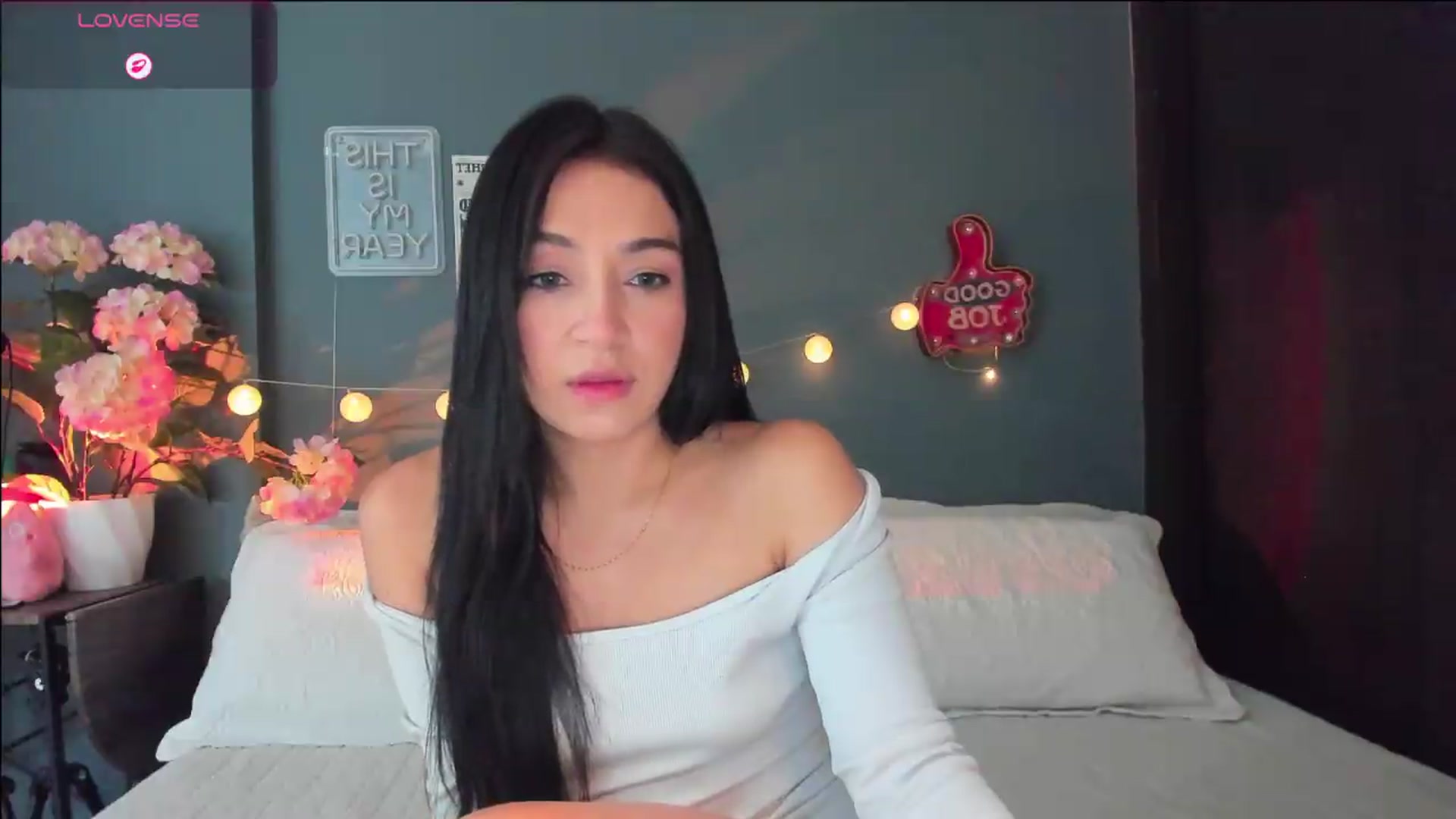 Gallery image thumbnail from dariadiaz_'s myfreecams stream on, 07/27/2026, 07:06 image 6 of 20