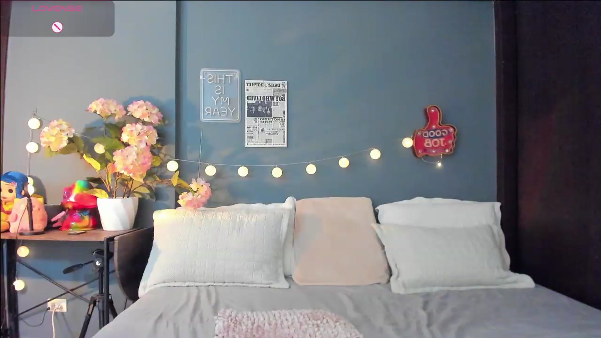 Gallery image thumbnail from dariadiaz_'s myfreecams stream on, 08/03/2026, 07:13 image 15 of 20