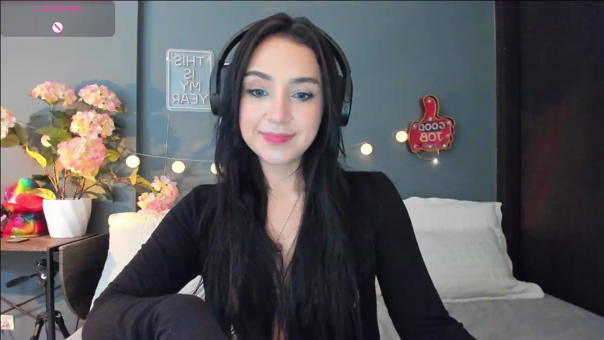 Gallery image thumbnail from dariadiaz_'s myfreecams stream on, 08/03/2026, 07:13 image 8 of 20