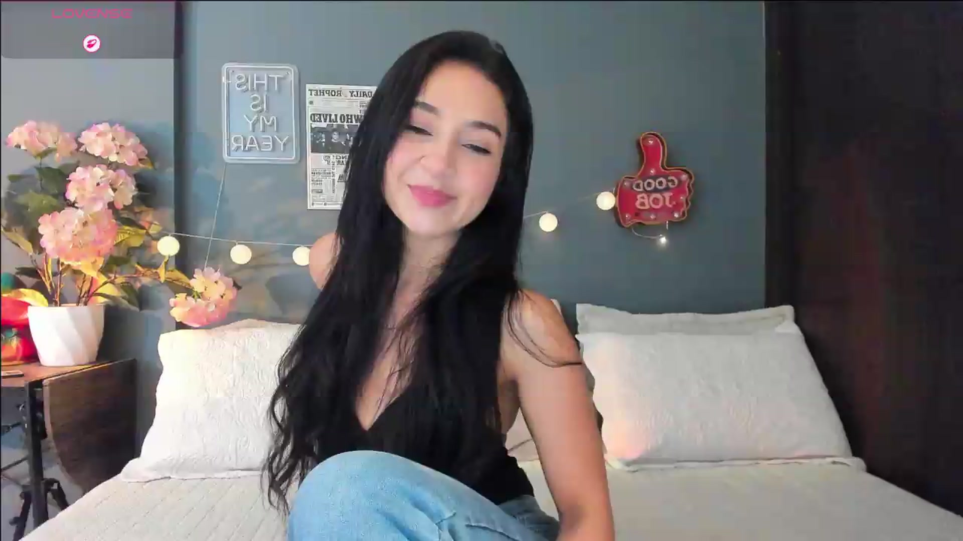 Gallery image thumbnail from dariadiaz_'s myfreecams stream on, 08/10/2026, 07:48 image 7 of 20