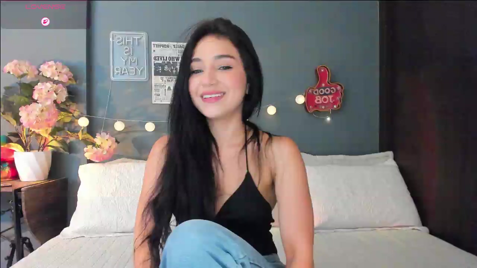 Gallery image thumbnail from dariadiaz_'s myfreecams stream on, 08/10/2026, 07:48 image 8 of 20