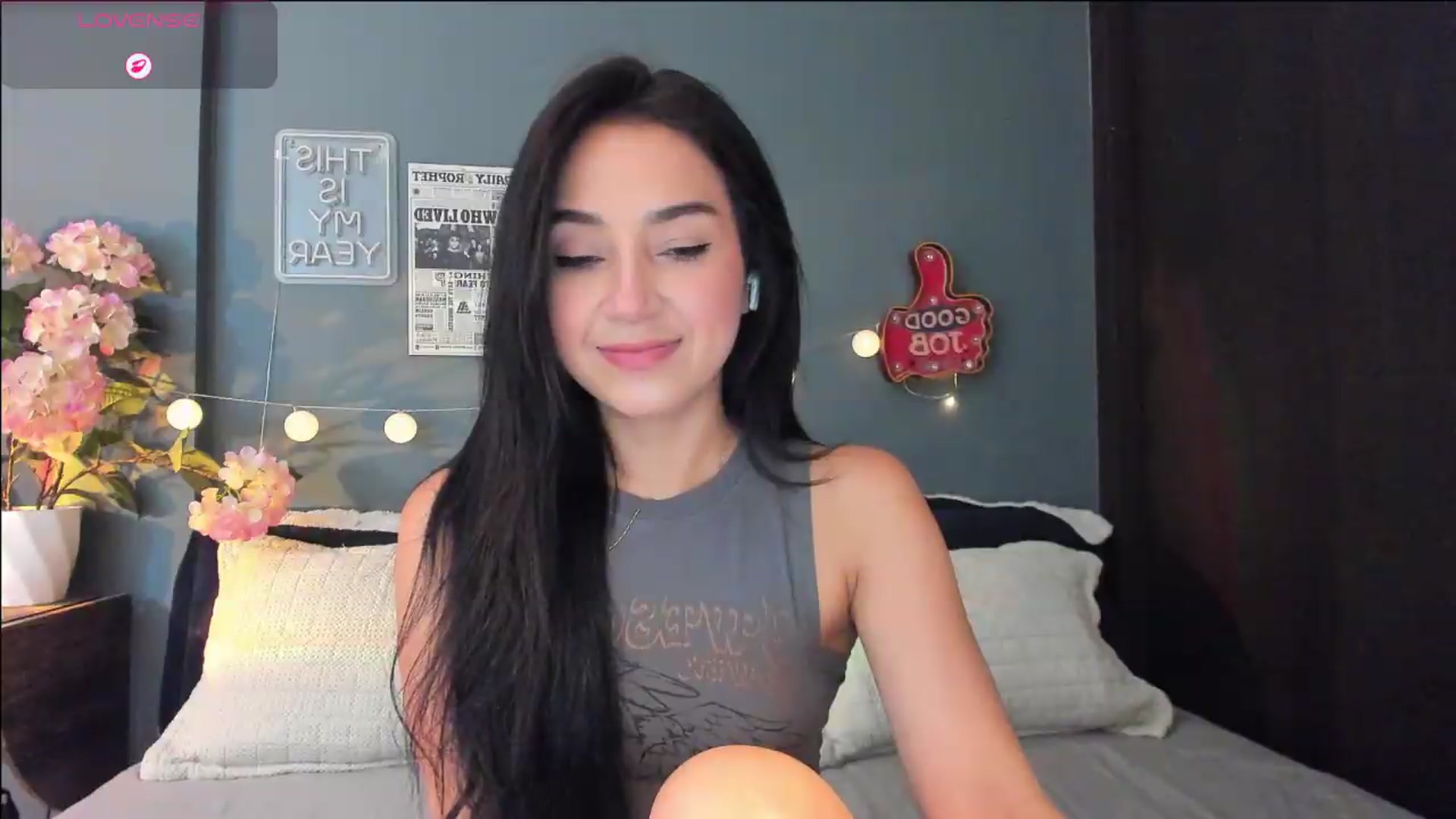 Gallery image thumbnail from dariadiaz_'s myfreecams stream on, 08/12/2026, 07:51 image 3 of 20