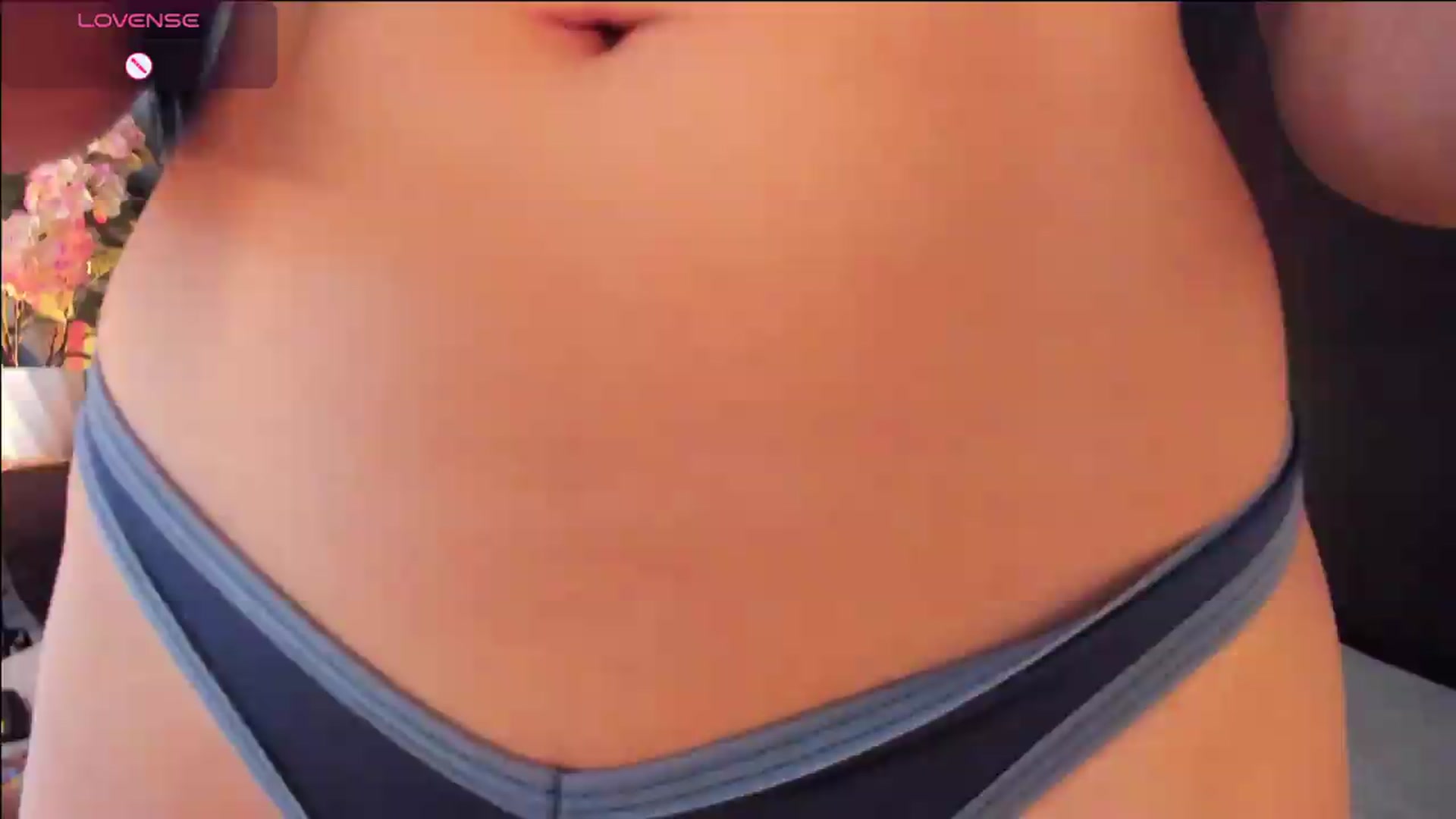 Gallery image thumbnail from dariadiaz_'s myfreecams stream on, 08/14/2026, 09:15 image 13 of 20
