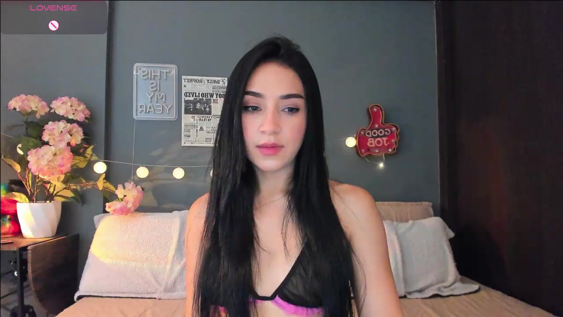 Gallery image thumbnail from dariadiaz_'s myfreecams stream on, 08/18/2026, 08:13 image 5 of 20