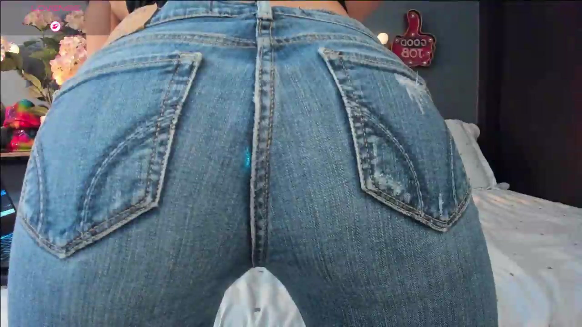 Gallery image thumbnail from dariadiaz_'s myfreecams stream on, 08/31/2026, 06:44 image 9 of 20