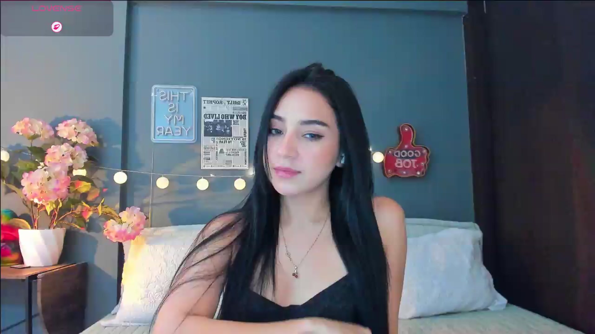 Gallery image thumbnail from dariadiaz_'s myfreecams stream on, 09/03/2026, 06:35 image 14 of 20
