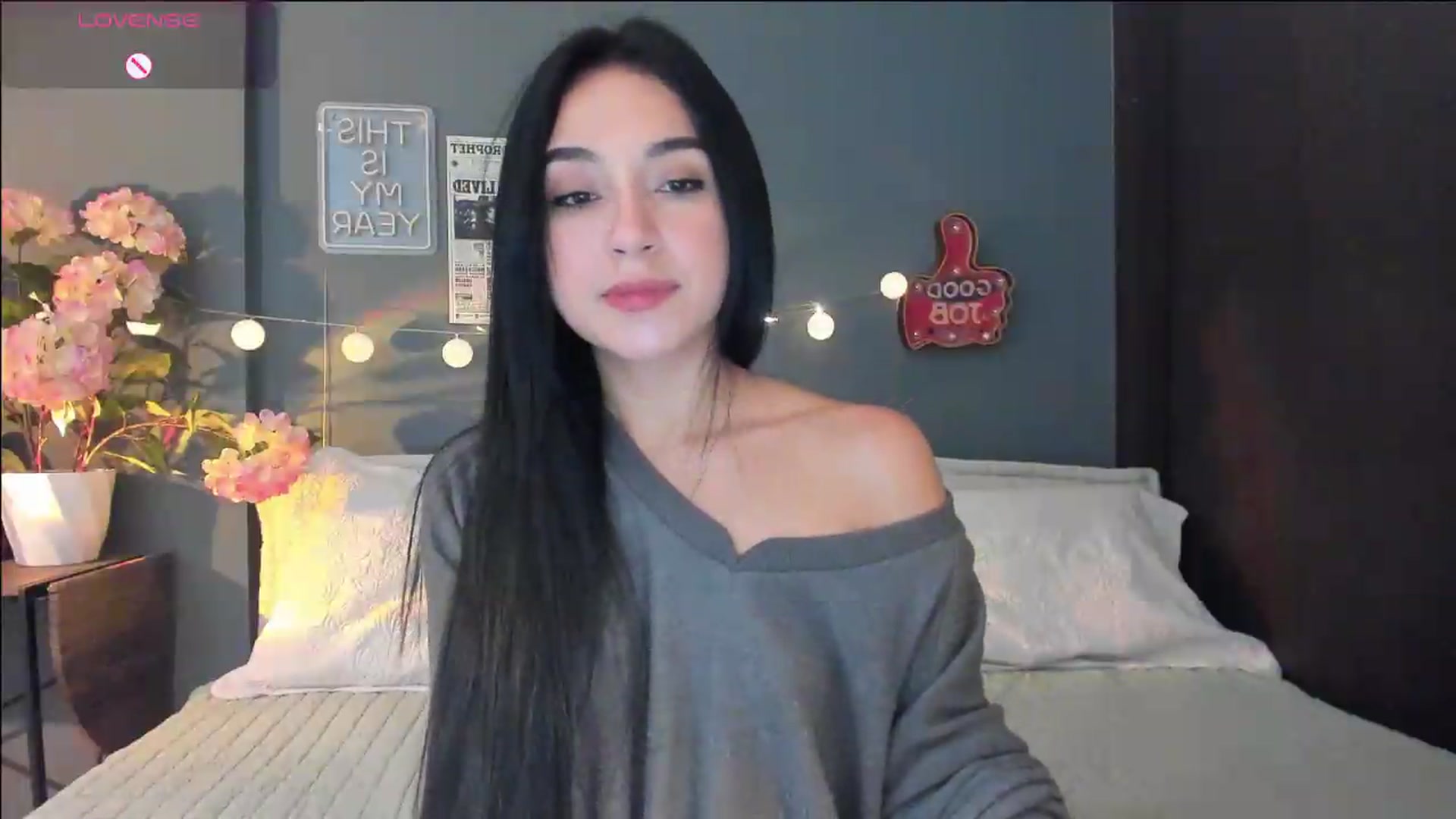 Gallery image thumbnail from dariadiaz_'s myfreecams stream on, 09/06/2026, 08:03 image 13 of 20
