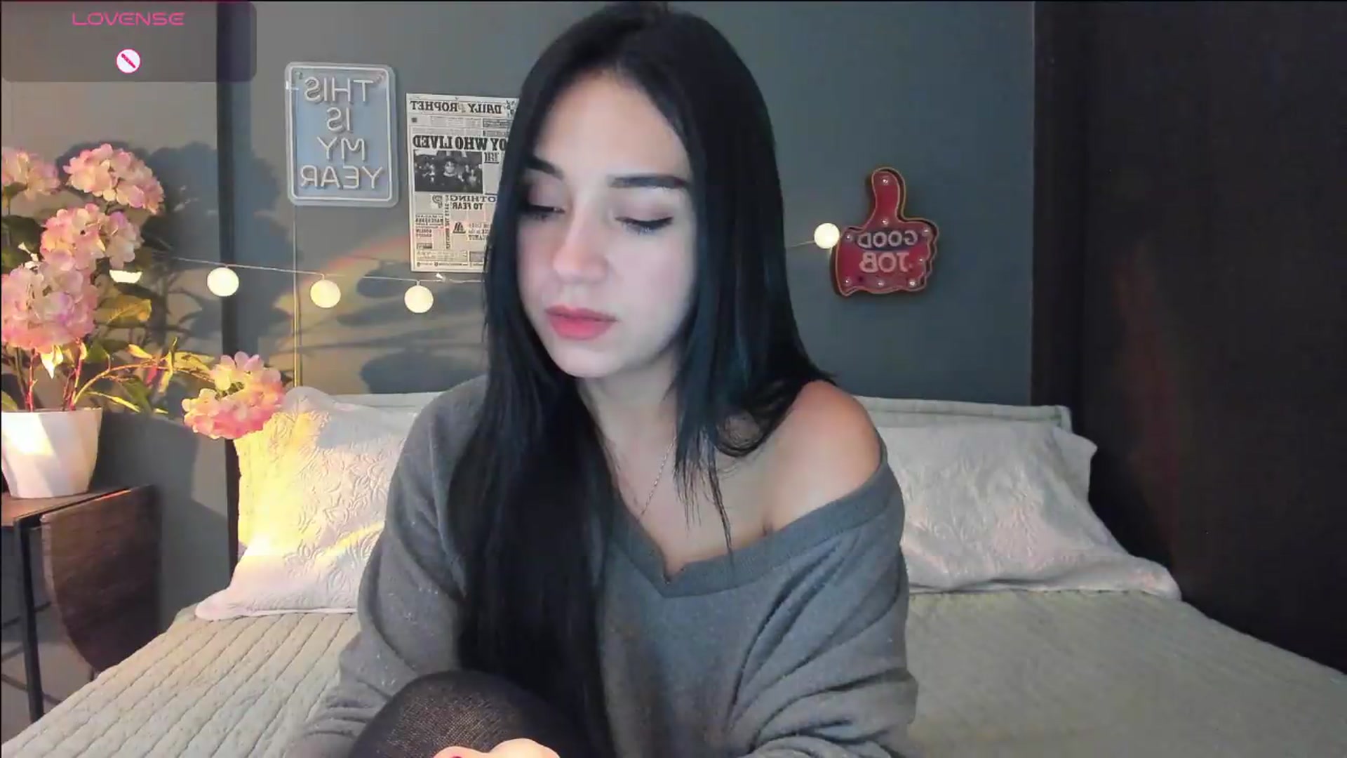 Gallery image thumbnail from dariadiaz_'s myfreecams stream on, 09/06/2026, 08:03 image 7 of 20