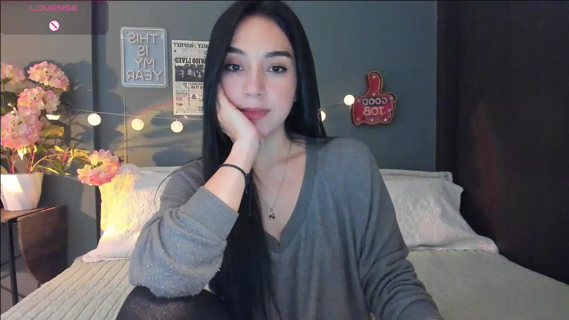 Gallery image thumbnail from dariadiaz_'s myfreecams stream on, 09/06/2026, 08:03 image 5 of 20
