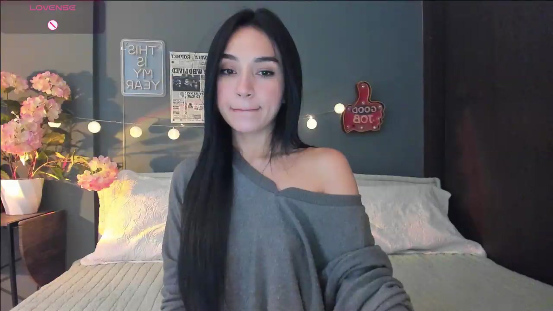 Gallery image thumbnail from dariadiaz_'s myfreecams stream on, 09/06/2026, 08:03 image 11 of 20