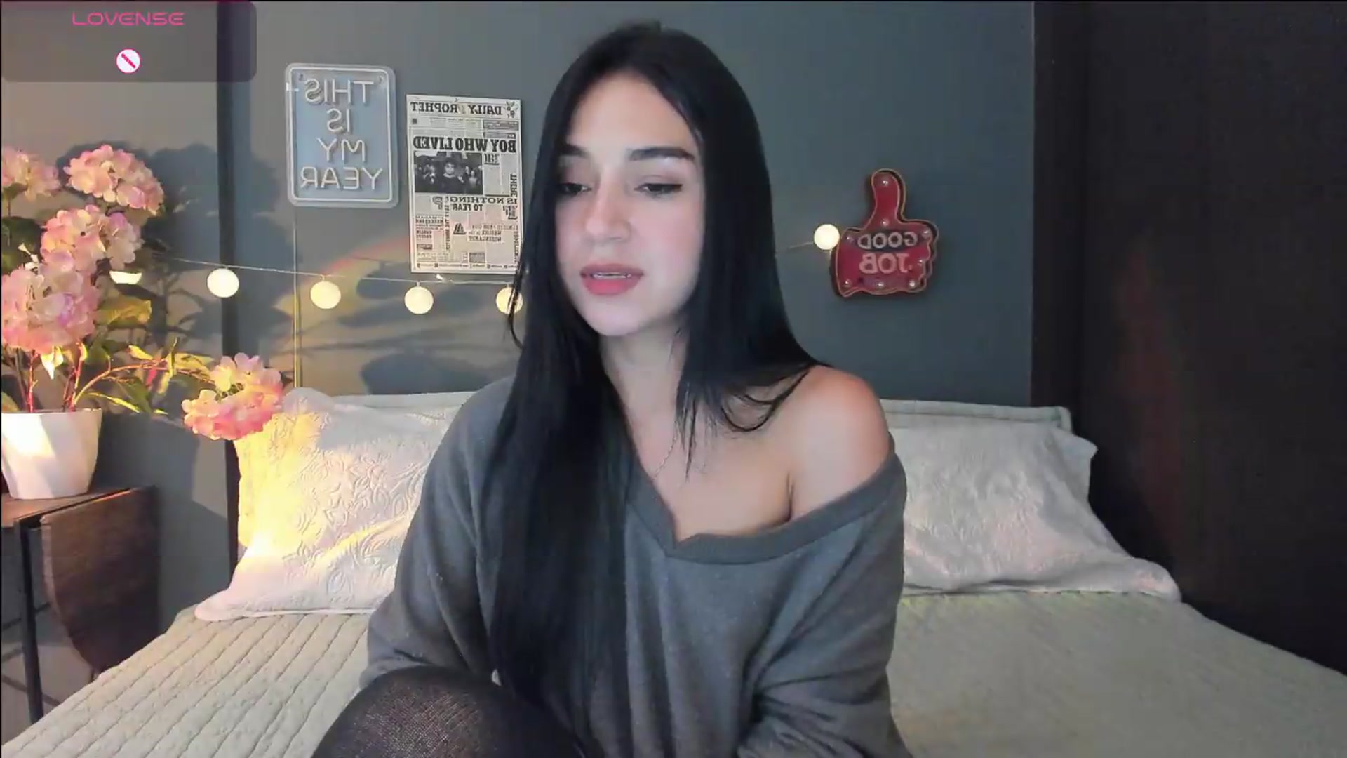 Gallery image thumbnail from dariadiaz_'s myfreecams stream on, 09/06/2026, 08:03 image 8 of 20