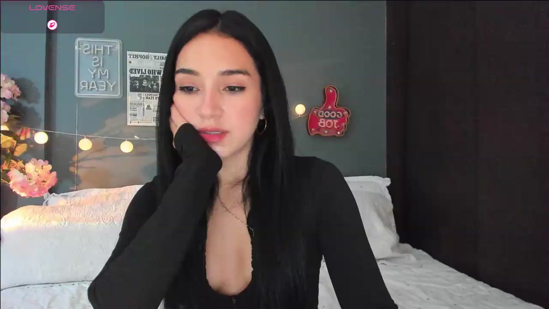 Gallery image thumbnail from dariadiaz_'s myfreecams stream on, 09/09/2026, 07:16 image 14 of 20