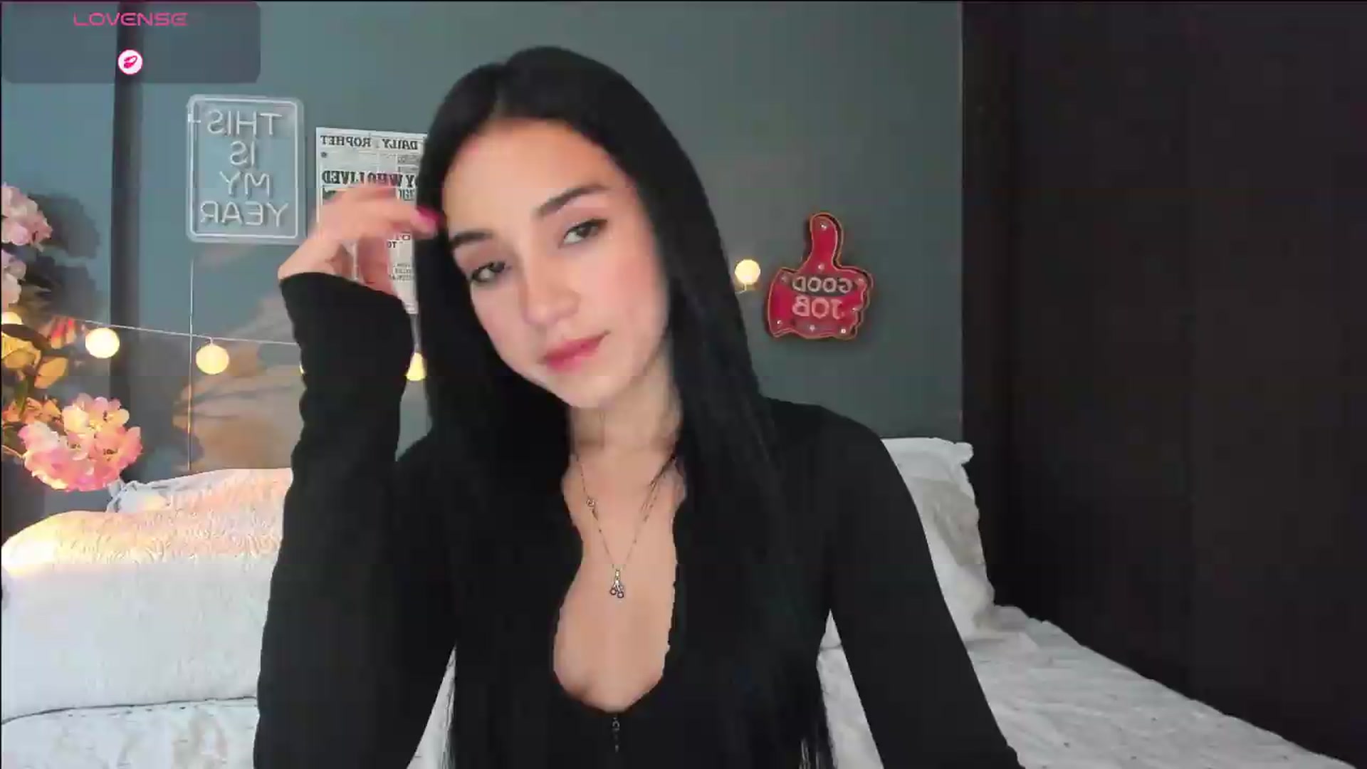 Gallery image thumbnail from dariadiaz_'s myfreecams stream on, 09/09/2026, 07:16 image 17 of 20