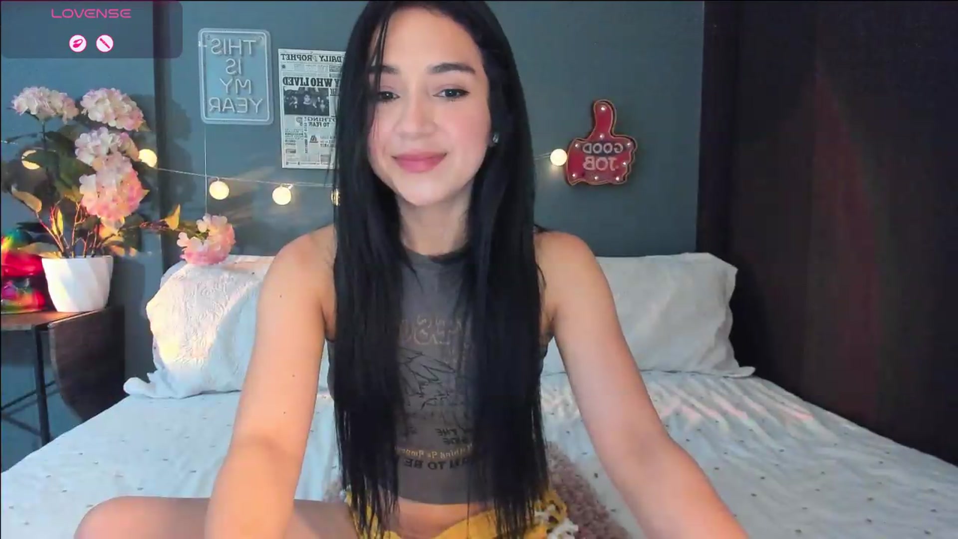 Gallery image thumbnail from dariadiaz_'s myfreecams stream on, 09/13/2026, 07:18 image 3 of 20