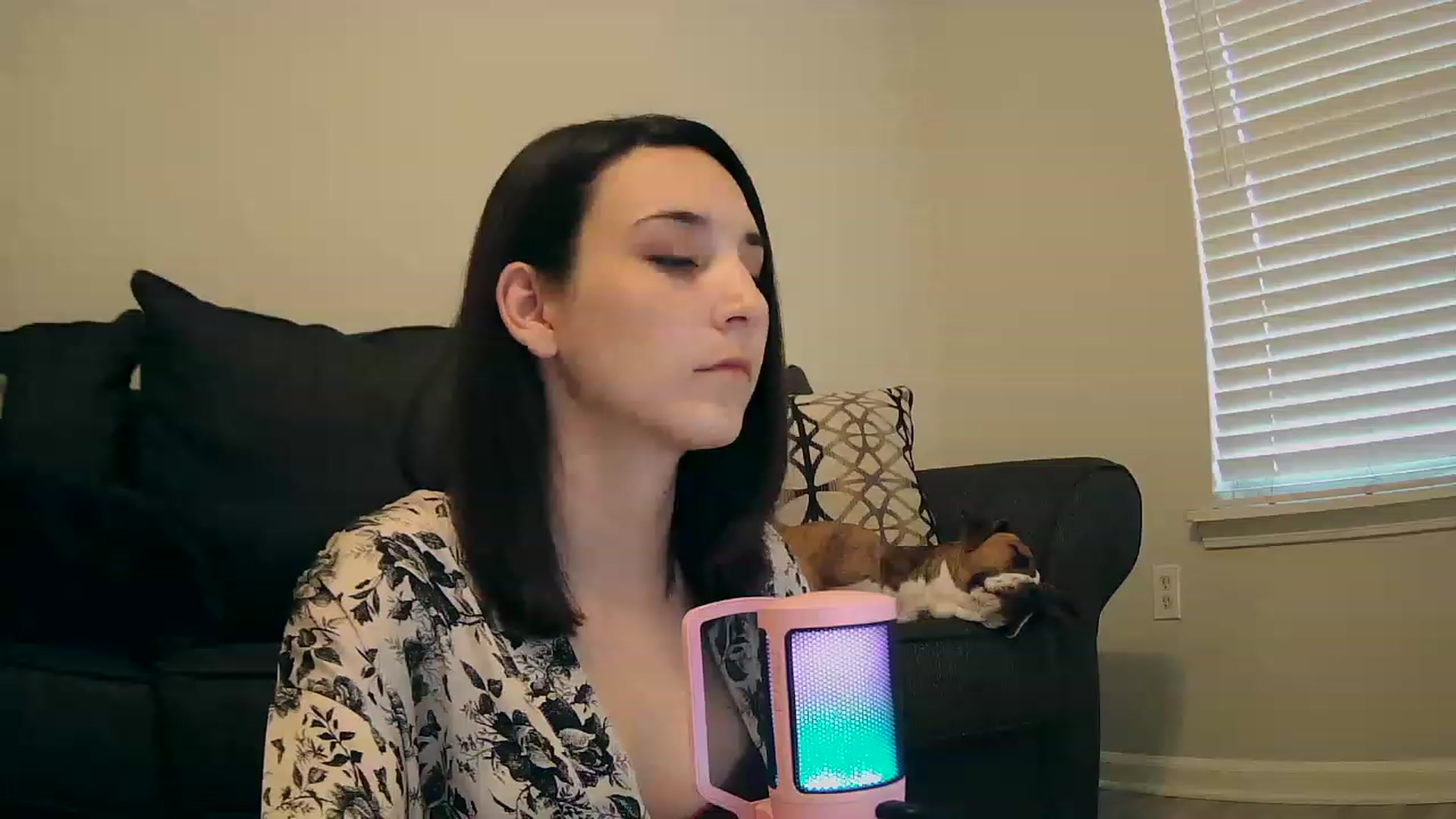 Gallery image thumbnail from datassjay's myfreecams stream on, 06/01/2023, 12:11 image 19 of 20