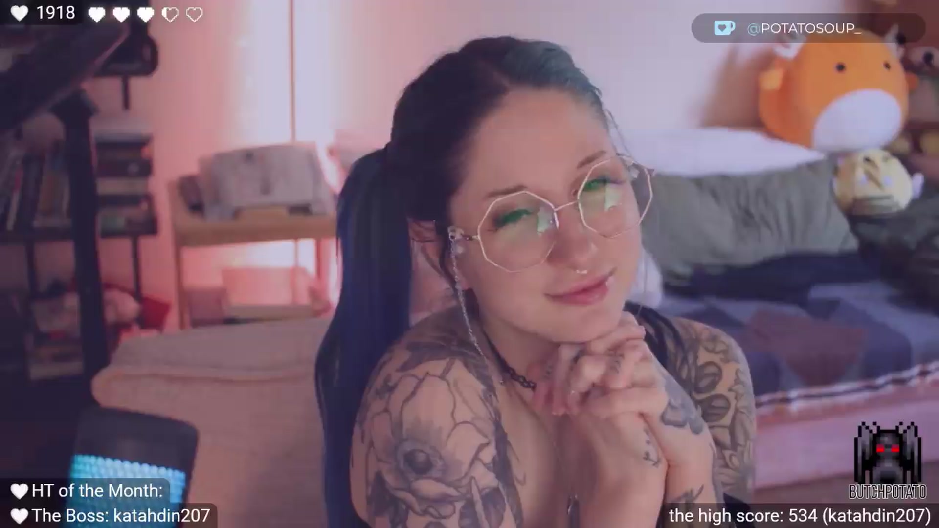 Gallery image thumbnail from definitelykev1n's myfreecams stream on, 07/04/2026, 24:18 image 16 of 20
