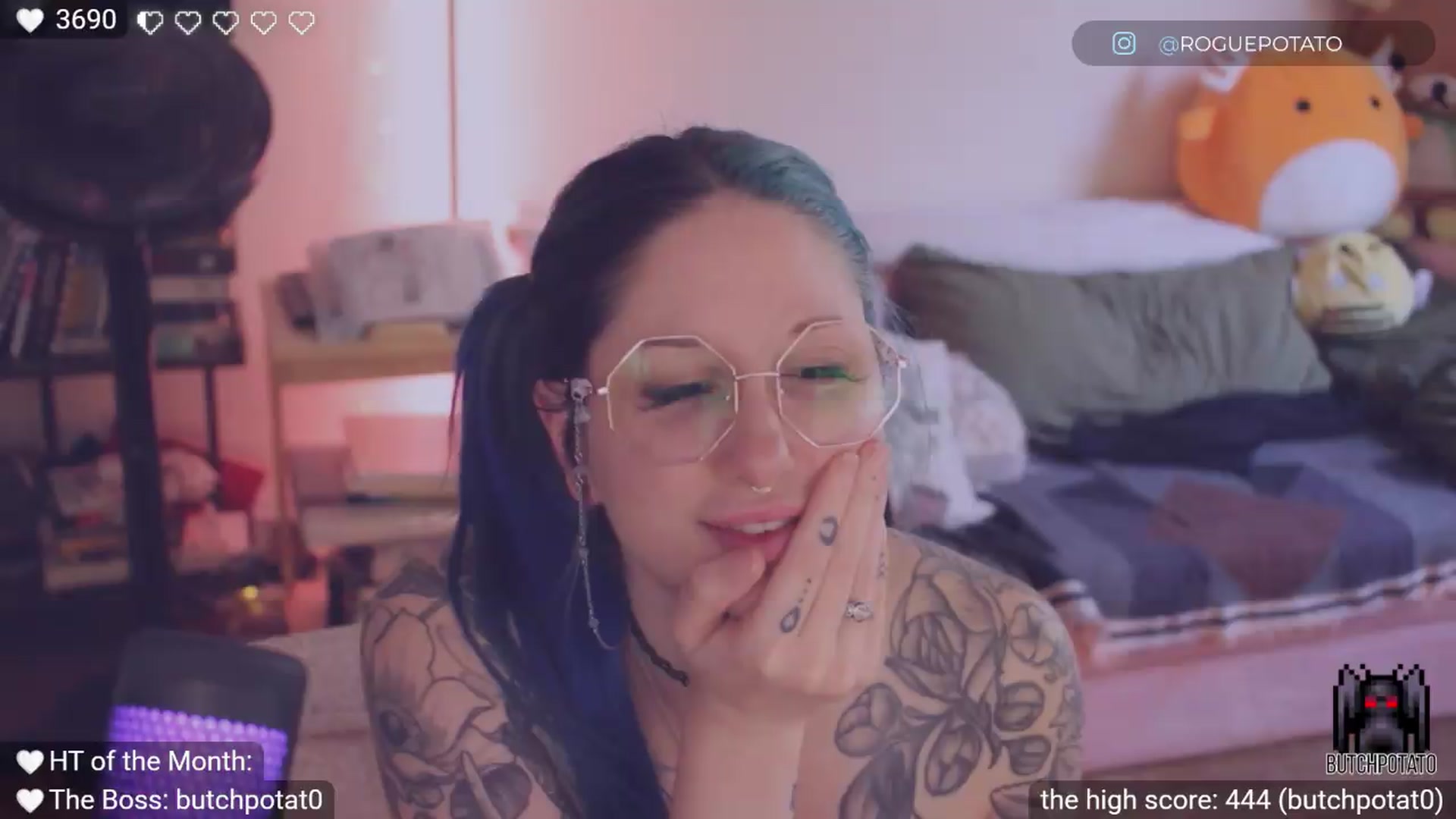 Gallery image thumbnail from definitelykev1n's myfreecams stream on, 07/04/2026, 24:18 image 9 of 20