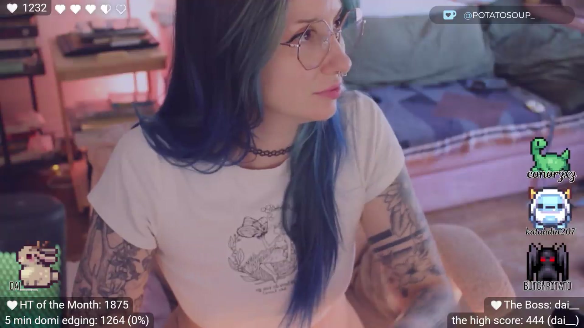 Gallery image thumbnail from definitelykev1n's myfreecams stream on, 07/12/2026, 24:37 image 16 of 20
