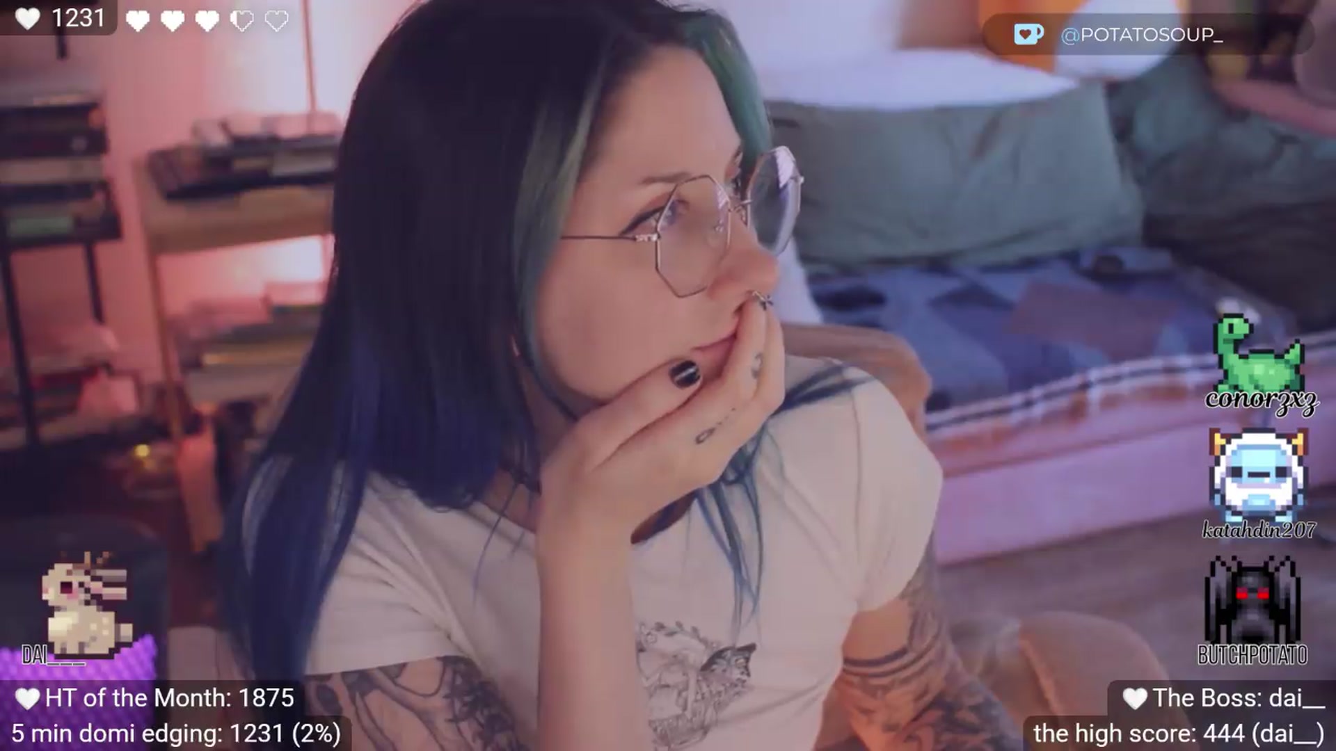 Gallery image thumbnail from definitelykev1n's myfreecams stream on, 07/12/2026, 24:37 image 20 of 20