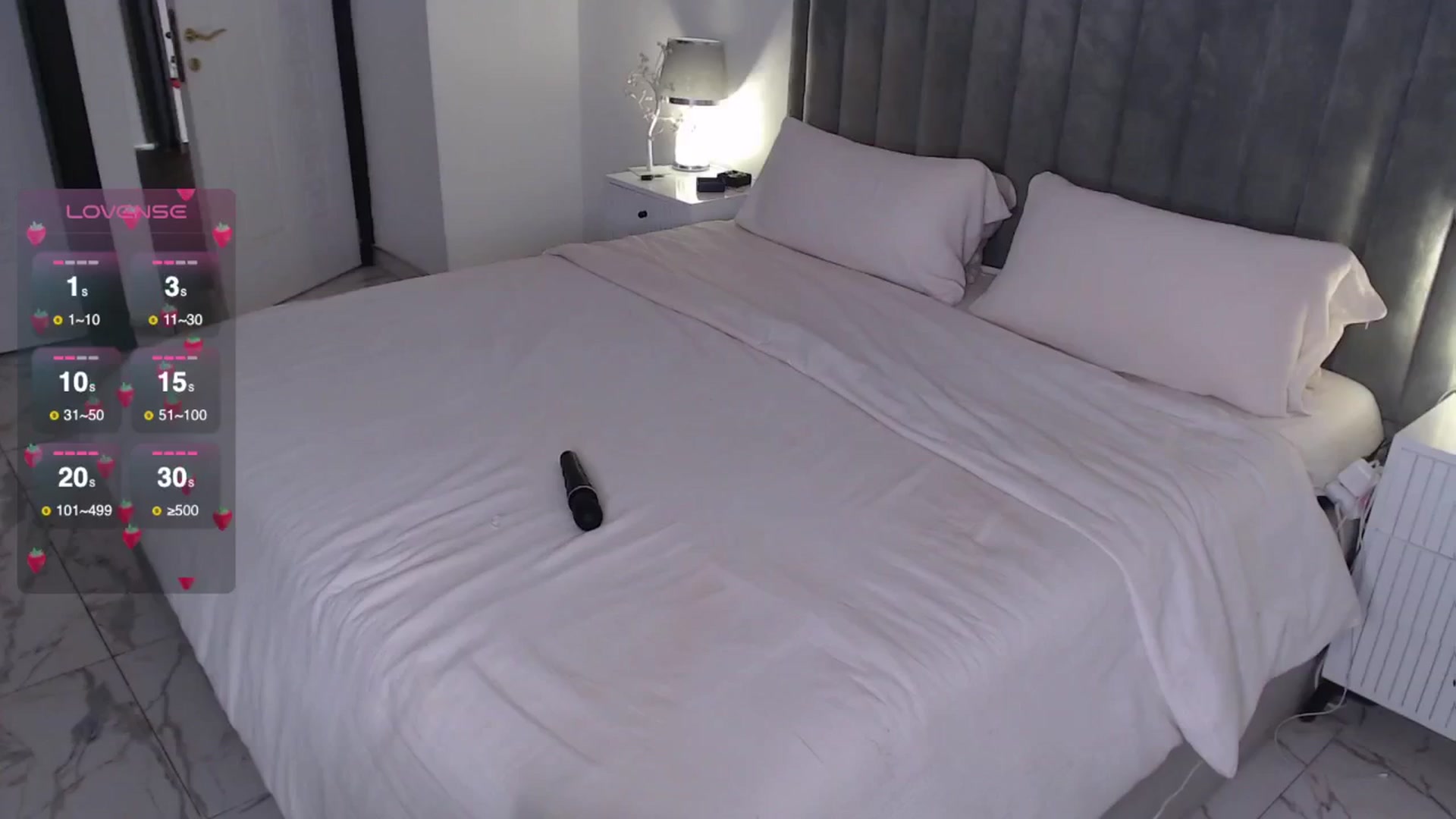 Gallery image thumbnail from demiigoddess's myfreecams stream on, 07/27/2024, 14:58 image 11 of 20