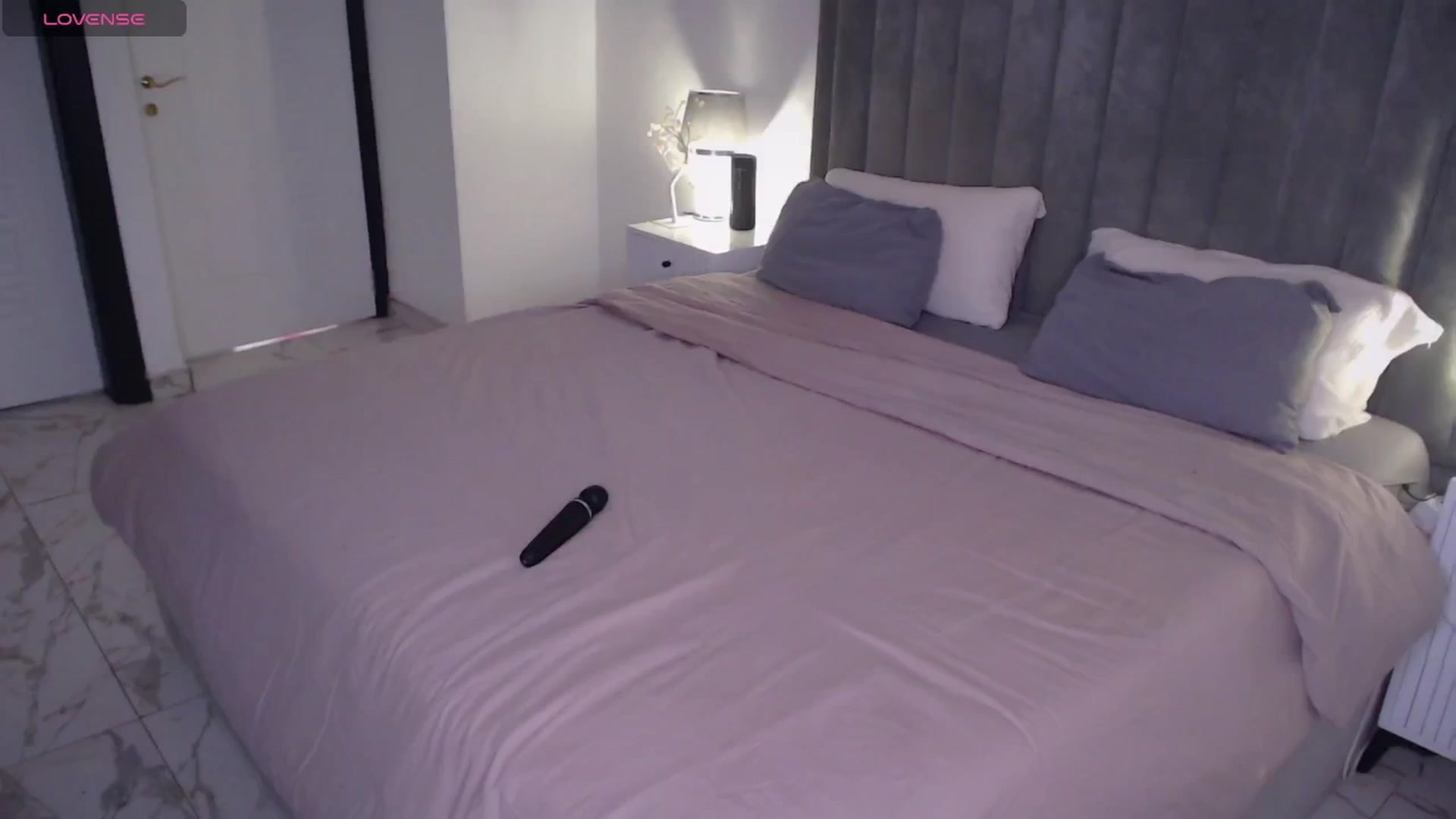 Gallery image thumbnail from demiigoddess's myfreecams stream on, 09/18/2024, 10:47 image 6 of 20