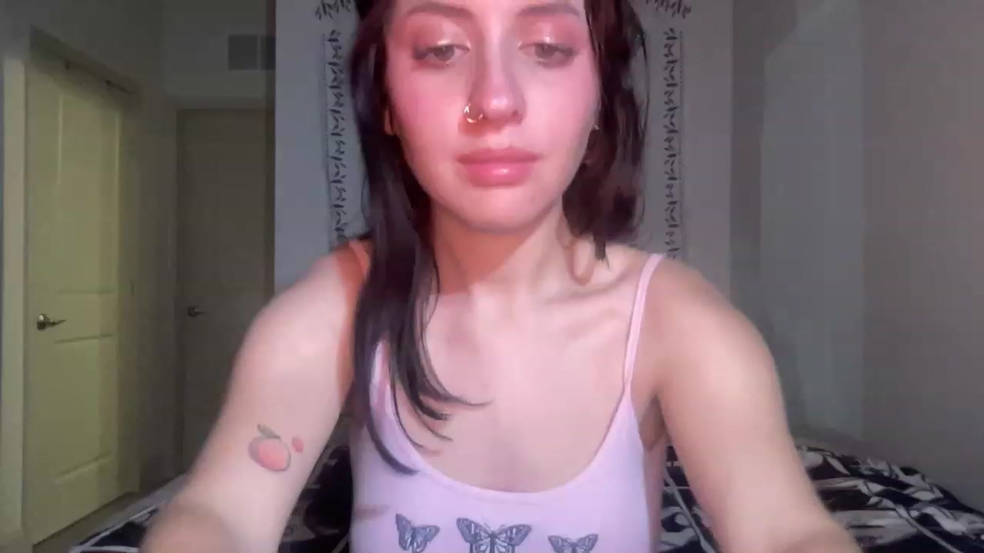 Gallery image thumbnail from demonlena's myfreecams stream on, 05/02/2023, 02:48 image 19 of 20