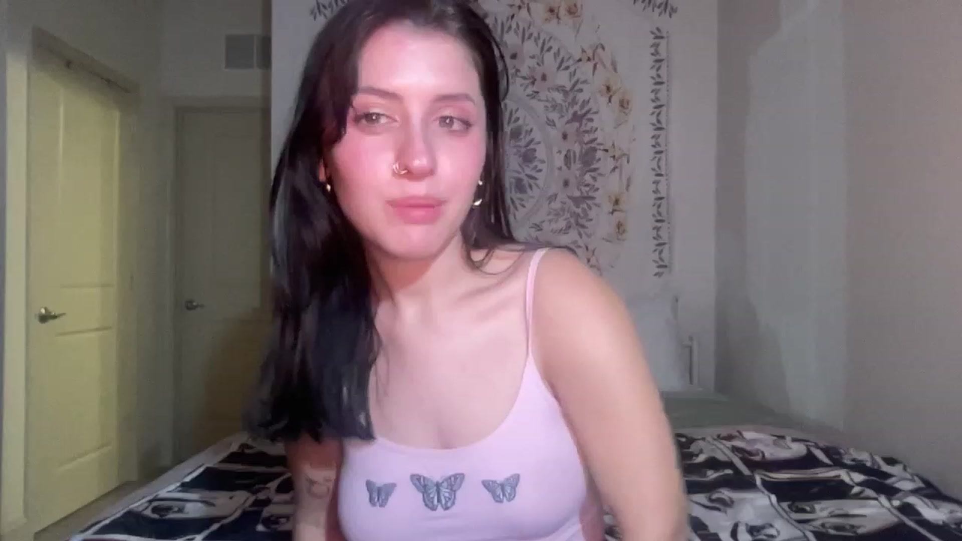 Gallery image thumbnail from demonlena's myfreecams stream on, 05/02/2023, 02:48 image 20 of 20